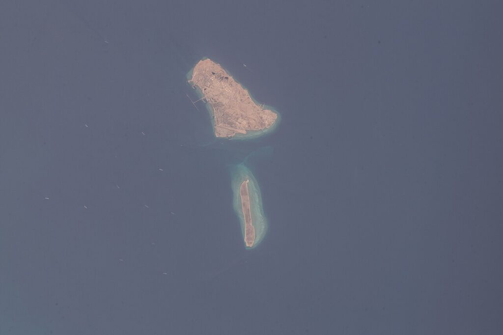 Aufnahme der Ölverladeinsel Kharg von der Internationalen Raumstation aus im Jahr 2022.