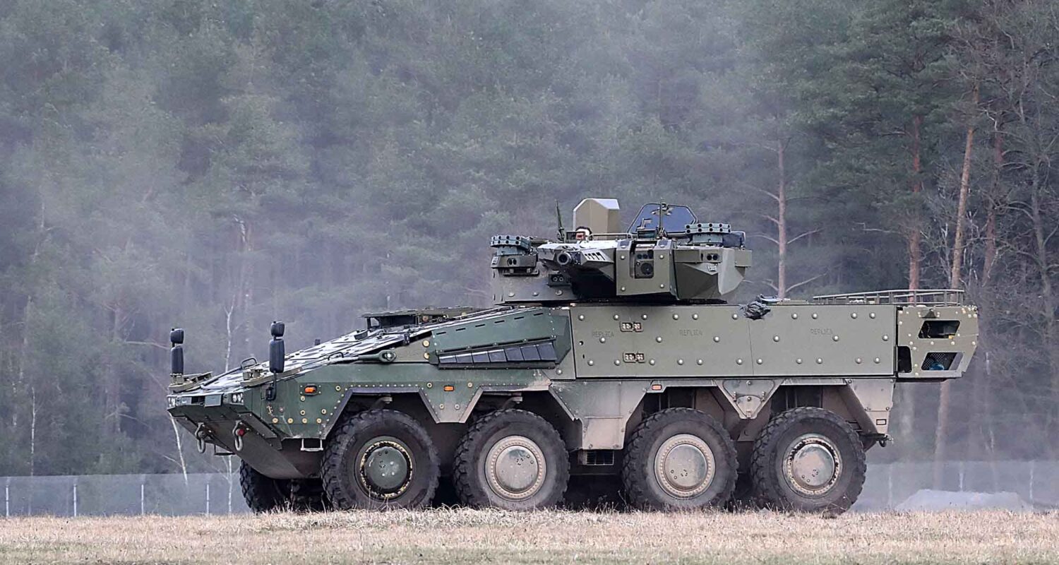 Die Ausrüstung der Mittleren Kräfte des Heeres: Der Schwere Waffenträger Infanterie wird derzeit ausgeliefert. (Foto © Rheinmetall)