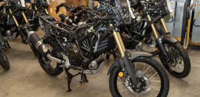 Umrüstung auf die Spezifikation für die Bundeswehr bei Yamaha Deutschland. (Foto ©Bw/Alpers)