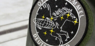 01 Aêrmelabzeichen Offener Himmel Horst IMG 2295