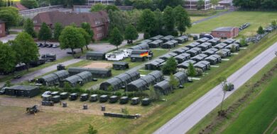 Unterbringung im Einsatz: Das luftverladbare modulare Feldlager für 150 Personen. (Foto ©Bw)