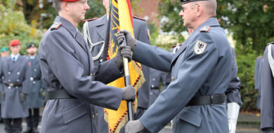 211019 AHEntwg Uebergabe Frauenhoff 2 w