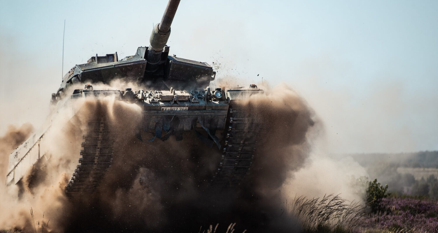 Stahl auf der Heide: Beschaffungspläne für die Bundeswehr sollen bis zu 1.000 neue Kampfpanzer Leopard vorsehen.