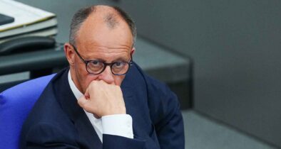 Aufwuchs – Versuch einer Lagebeurteilung— Bundeskanzler Friedrich Merz Plenarsitzung am 14. Mai 2025. (©picture alliance/dpa | Kay Nietfeld)
