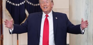 Noch zwei, drei Wochen bis zur Steinzeit: US-Präsident Donald Trump nach seiner Ansprache zum Irankrieg am Montag, 1. April.