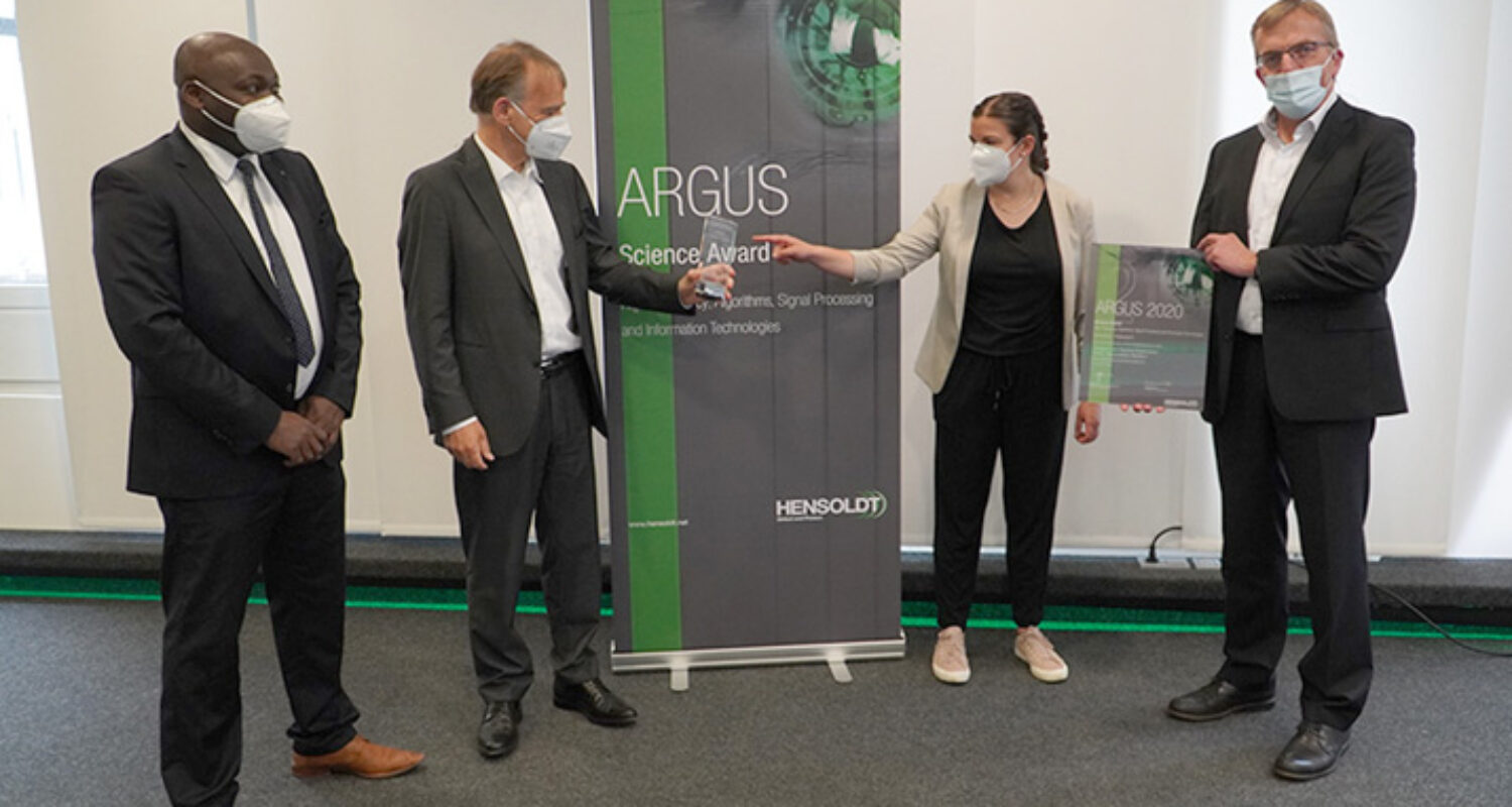 Argus Award 210519 red w