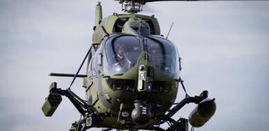 Der Leichte Kampfhubschrauber wird eingeführt. Im Jahr 2029 soll mit zwölf voll operativ einsatzbereiten Luftfahrzeugen eine Erstbefähigung für den Kampf aus dem bodennahen Luftraum zur Verfügung gestellt werden. (Foto © Airbus Helicopters)