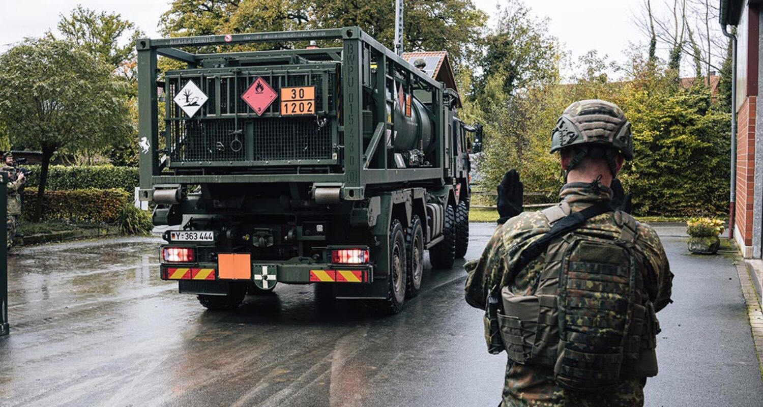 Mobile Tankeinrichtung während einer Logistikübung. (Foto © Bw)