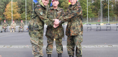 Bild 1 221026 Übergabe ChdSt Ritter 7140