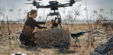 Projekt GENIUS: Eine Drohne mit Sensor zur Minensuche. (Foto © UniBw M/Siebold)