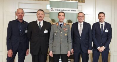 Beim Jahresauftakt des Förderkreis Deutsches Heer: Jens Lehmann MdB, Generalmajor a. D. Michael Hochwart, Generalleutnant Dr. Christian Freuding, Generalmajor a. D. Wolfgang Köpke, Florian Hohenwarter (v. l.).