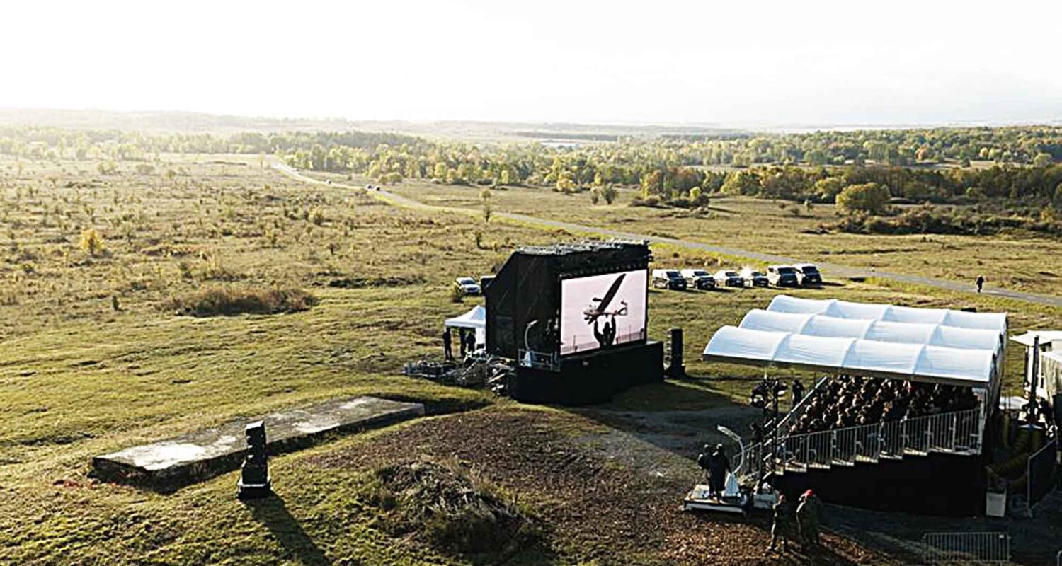 Bei „Forward Edge 26“ hat Quantum Systems in vier realistischen Einsatzszenarien die dimensionsübergreifende Koordination und Fernsteuerung besatzungsloser Systeme demonstriert. (© Quantum Systems)