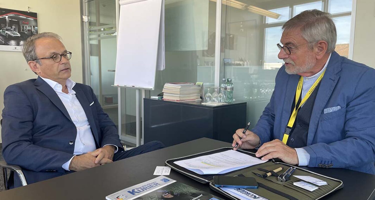 Intensiver Gedankenaustausch zwischen Dr. Thomas Kauffmann und Michael Horst. (Foto © HHK/Horst)