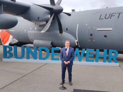 Bundesverteidigungsminister Boris Pistorius bei seinem Statement auf der ILA 2026.