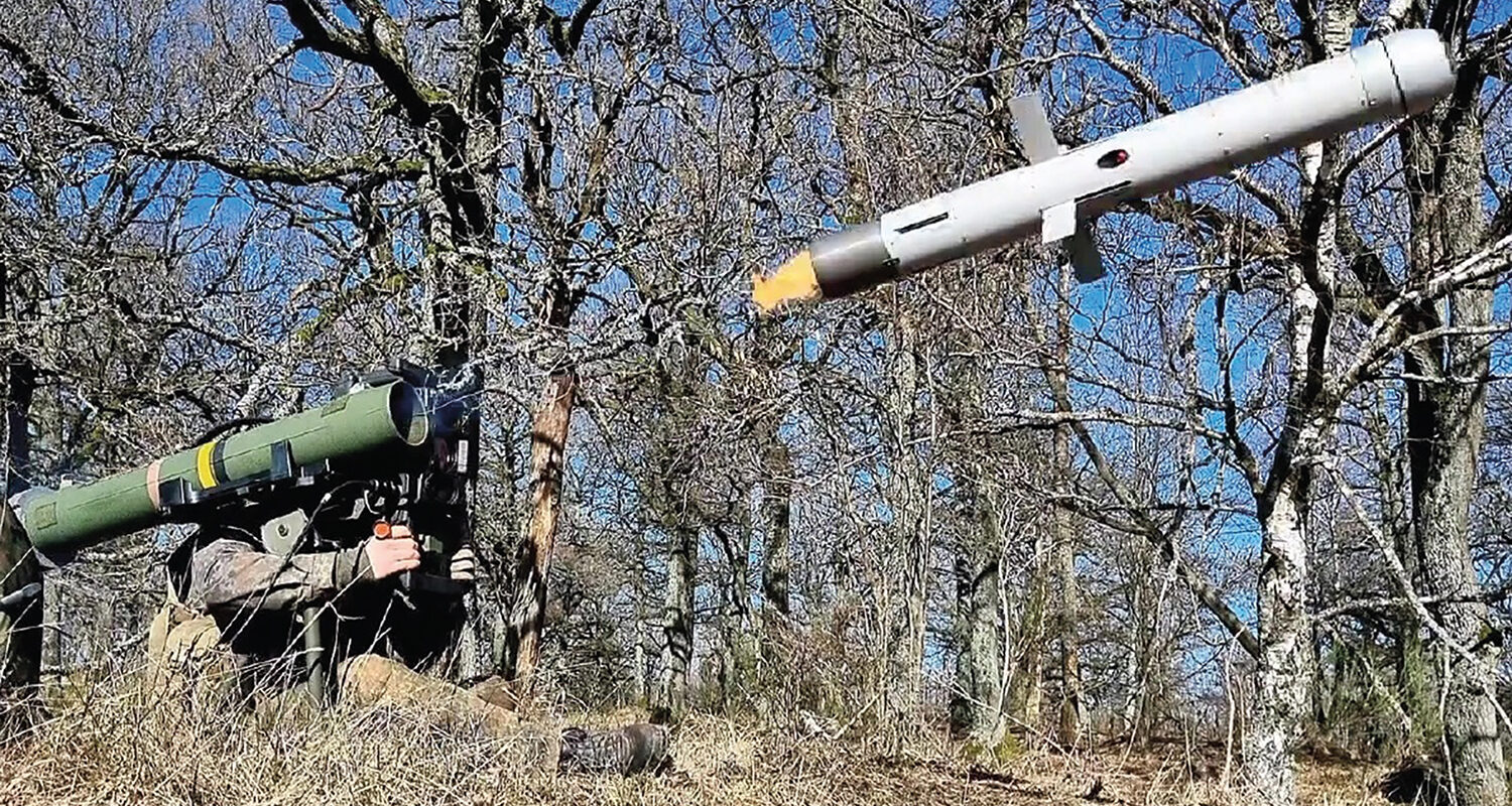 MELLS im scharfen Schuss bei einer Truppenübung des Fallschirmjägerregiment 26 in Baumholder 2022.  (Foto ©  Bw)