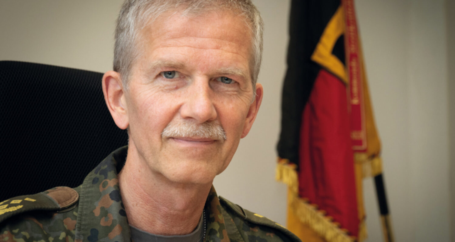 Portrait GenLt Schelleis Bw Roland Alpers