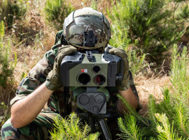 Die ersten Exemplare des modernen Laserzielmarkierers Rattler XR wurden Ende 2024 an die Bundeswehr ausgeliefert. (Foto ©Elbit Systems Deutschland)