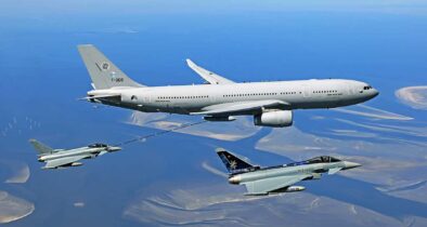 Ein A330 MRTT der MMU betankt Eurofighter des Taktischen Luftwaffengeschwaders 73 „Steinhoff“. (Foto © Stefan Petersen)