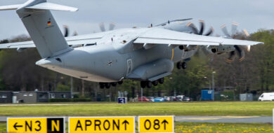 Start des A400M vom LTG 62 mit der web