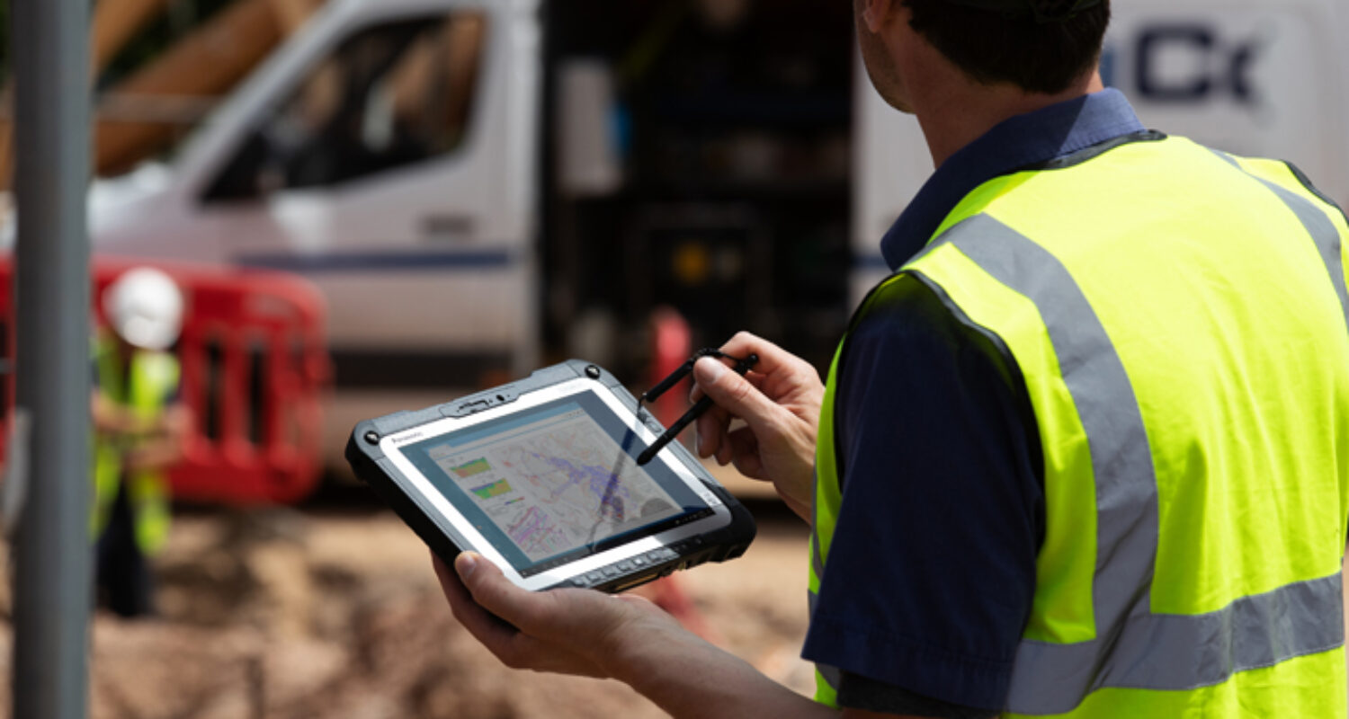 TOUGHBOOK_G2_UTILITY_-_GEOMATICS_04