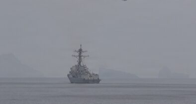 Noch kein Ende des Irankriegs in Sicht: Ein amerikanischer Zerstörer am 11. April in der Straße von Hormus.