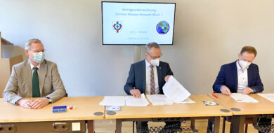 Vertragsunterzeichnung web