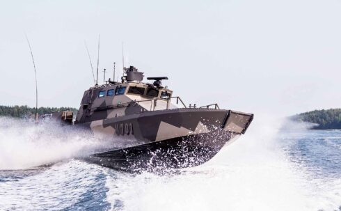 Das Mehrzweckkampfbooten des Typs Watercat M18 ist für hohe Operationsgeschwindigkeit in Küstengewässern und im küstennahen Raum ausgelegt. (© MarineAluTech)