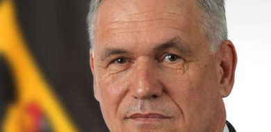 vizeadmiral kay achim schoenbach w